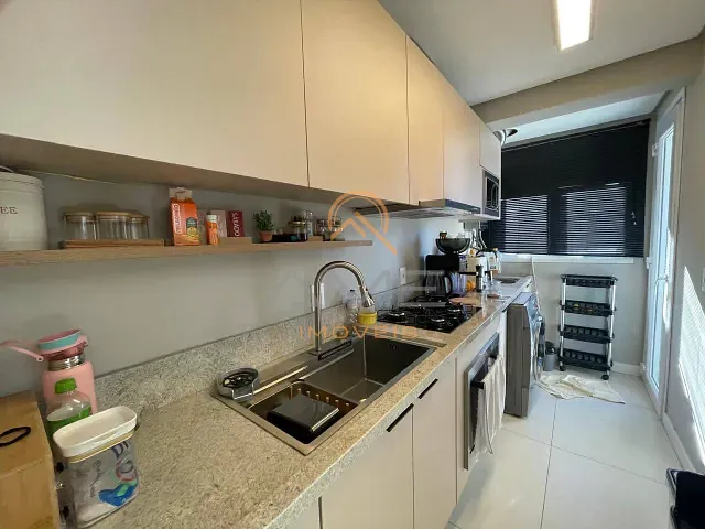 Apartamento 2 quartos e 2 banheiros, à venda, no bairro São Gonçalo em Pelotas