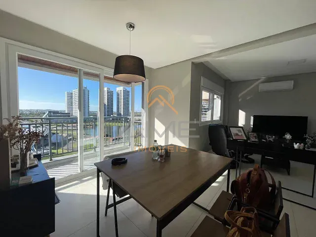 Apartamento 2 quartos e 2 banheiros, à venda, no bairro São Gonçalo em Pelotas