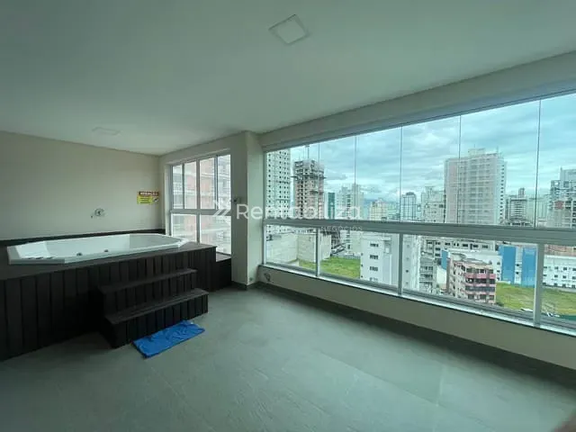 Apartamento 3 quartos e 2 banheiros, à venda, no bairro Centro em Itapema