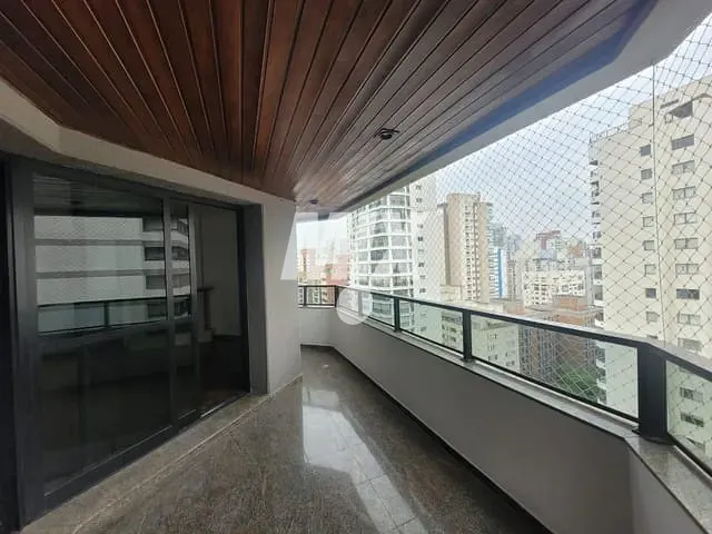 Apartamento 4 quartos e 5 banheiros, à venda ou para alugar, no bairro Vila Uberabinha em São Paulo