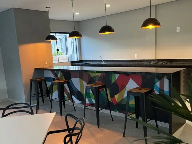 Apartamento 2 quartos e 1 banheiro, à venda, no bairro Centro em Cambé