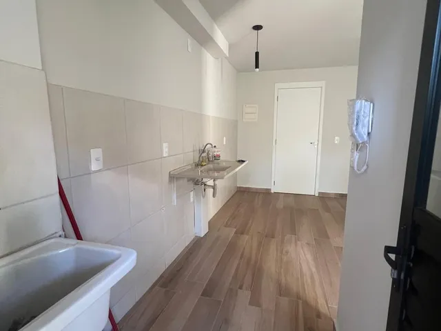 Apartamento 2 quartos e 1 banheiro, à venda, no bairro Centro em Cambé