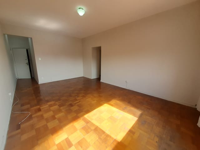 Foto do Apartamento - EXCELENTE APARTAMENTO TRÊS QUARTOS NA TIJUCA | Novo Mundo Administradora Ltda