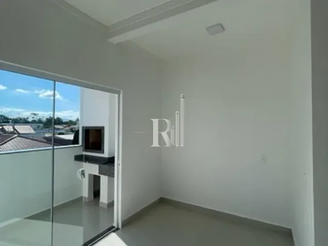 Apartamento 3 quartos e 1 banheiro, para alugar, no bairro Centro em Tijucas