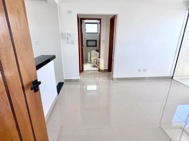 Apartamento 2 quartos e 1 banheiro, à venda, no bairro Copacabana em Belo Horizonte