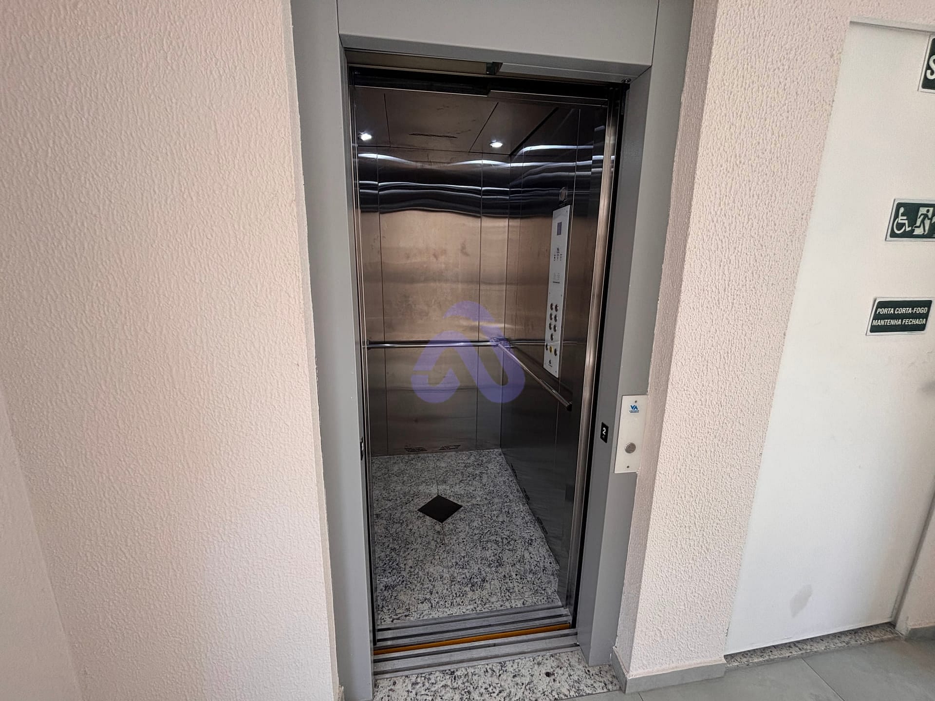 Apartamento à venda com 2 quartos, 35m² - Foto 19