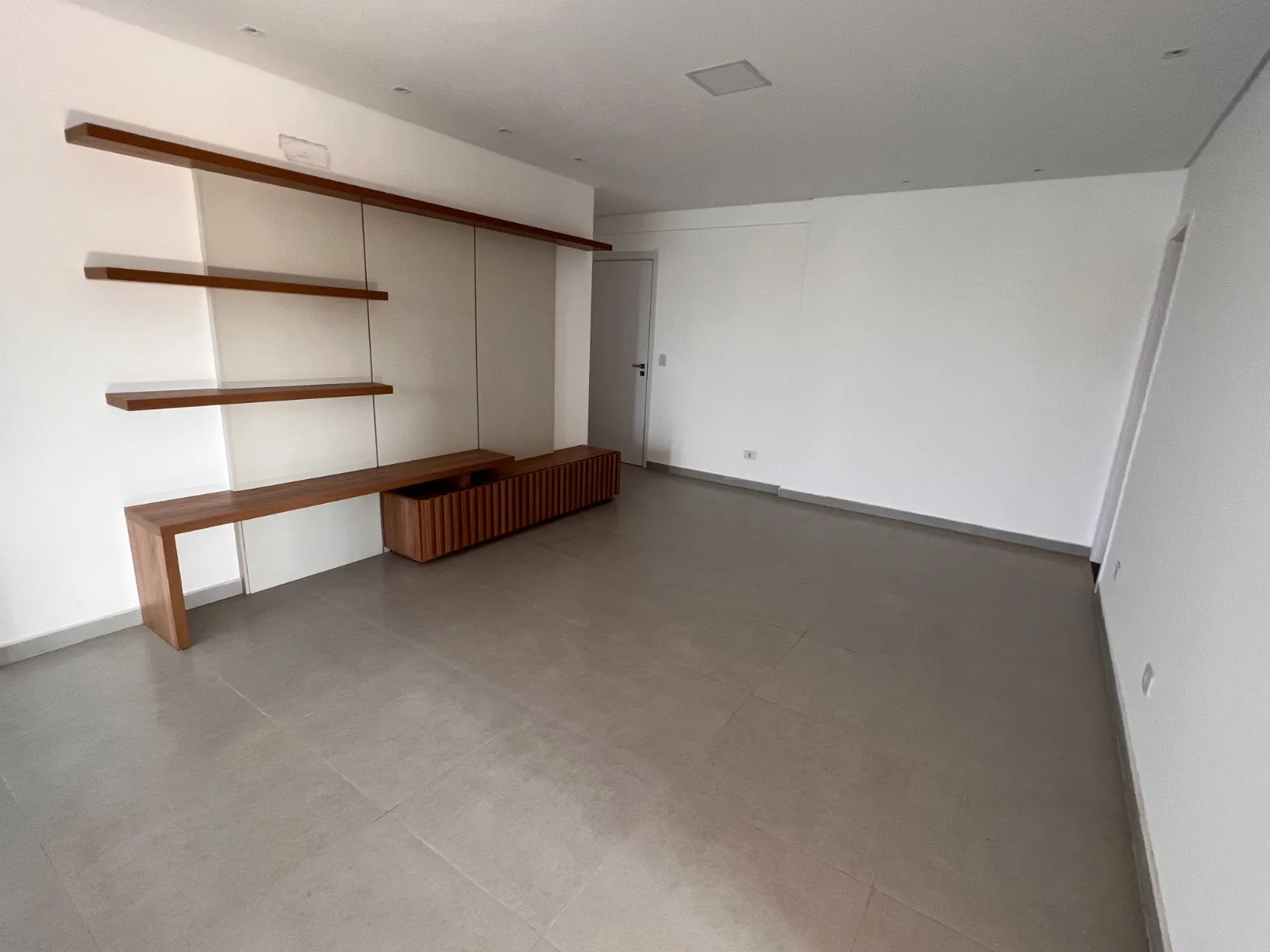 Apartamento, 3 quartos, 131 m² - Foto 2