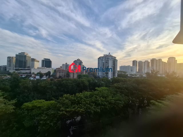 Apartamento 4 quartos e 2 banheiros, à venda, no bairro Barra da Tijuca em Rio de Janeiro