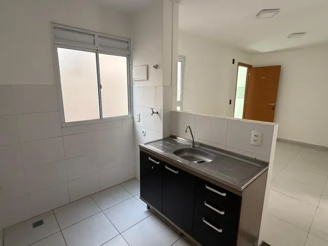 Apartamento 2 quartos e 1 banheiro, para alugar, no bairro Jardim Ana Eliza em Cambé