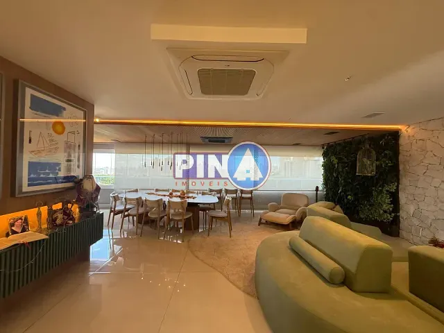 Apartamento com 245m² 3 quartos e 4 banheiros, à venda, no bairro Setor Marista em Goiânia
