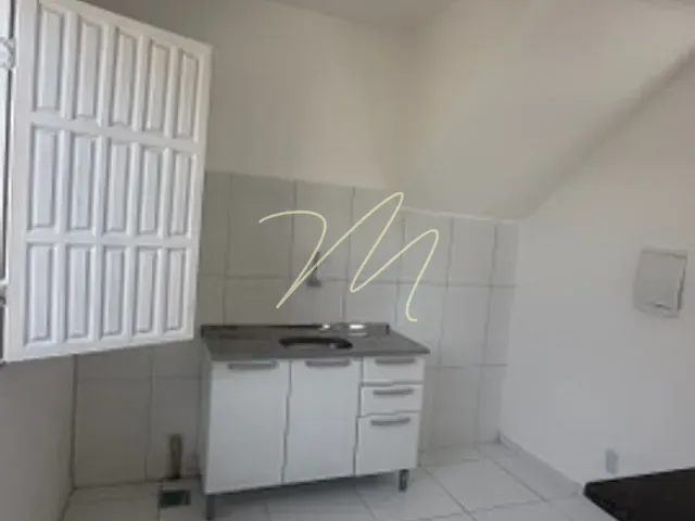 Apartamento 2 quartos e 2 banheiros, para alugar, no bairro Nossa Senhora da Vitória em Ilhéus