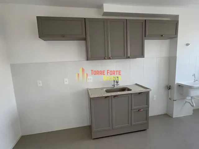 Apartamento com 50m² 2 quartos e 2 banheiros, para alugar, no bairro Estoril em Belo Horizonte