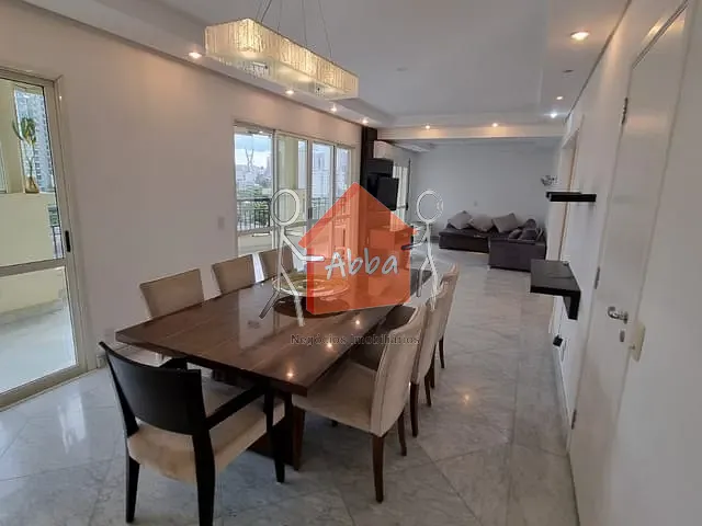 Apartamento com 234m² 3 quartos e 5 banheiros, à venda ou para alugar, no bairro Cidade Monções em São Paulo
