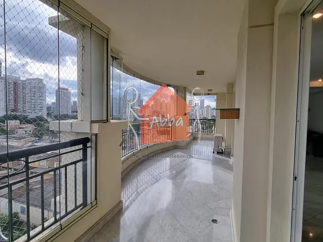 Apartamento com 234m² 3 quartos e 5 banheiros, à venda ou para alugar, no bairro Cidade Monções em São Paulo