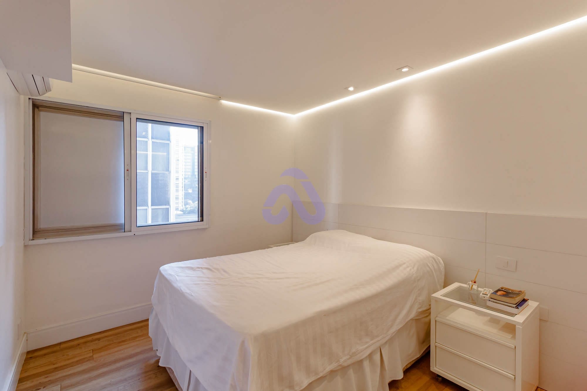 Apartamento à venda com 3 quartos, 105m² - Foto 12