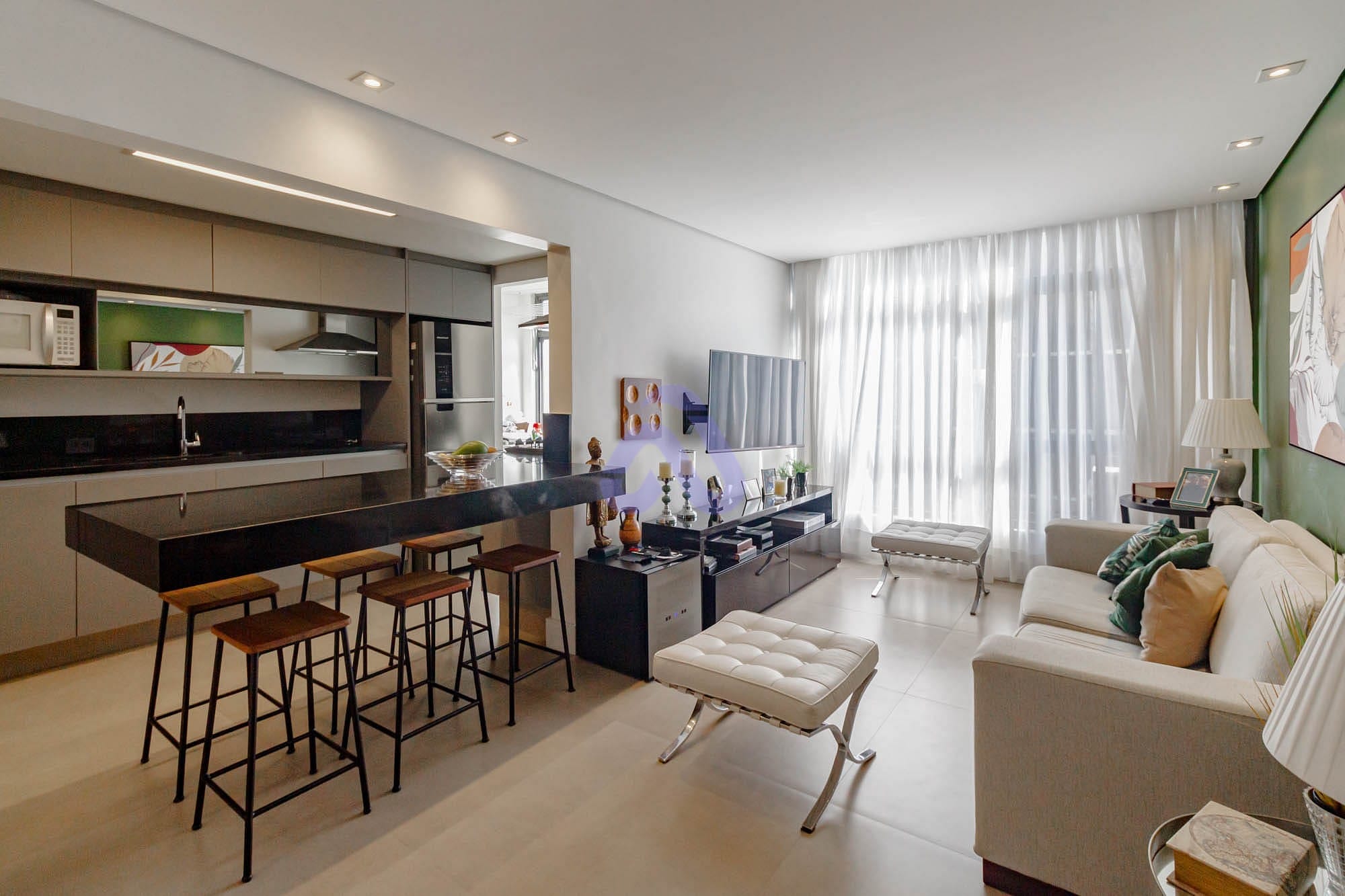 Apartamento à venda com 3 quartos, 105m² - Foto 3