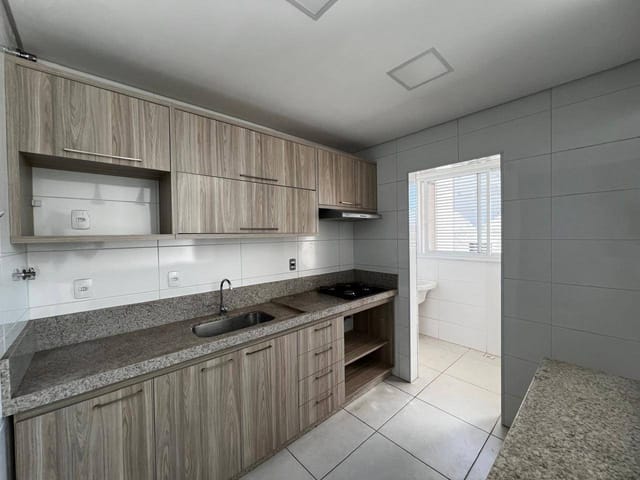Apartamento 3 quartos e 3 banheiros, para alugar, no bairro Chácara Primavera II em Pouso Alegre
