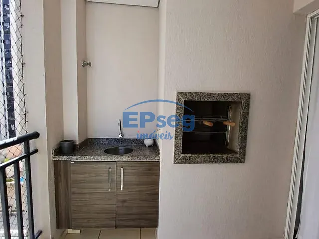 Apartamento 2 quartos e 2 banheiros, à venda, no bairro Centro em Londrina
