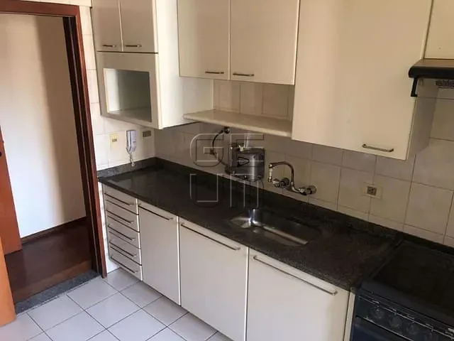 Apartamento com 151m² 3 quartos e 3 banheiros, à venda, no bairro Centro em Londrina