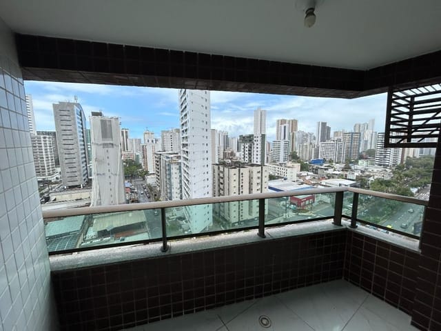Apartamento com 94m² 3 quartos e 3 banheiros, para alugar, no bairro Boa Viagem em Recife