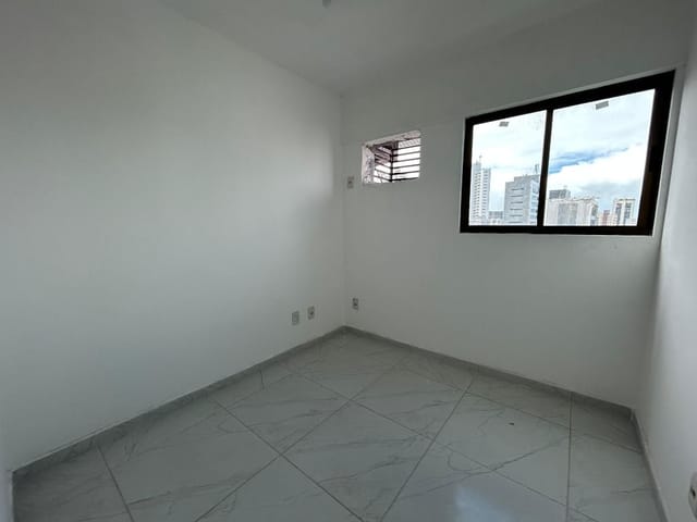 Apartamento com 94m² 3 quartos e 3 banheiros, para alugar, no bairro Boa Viagem em Recife