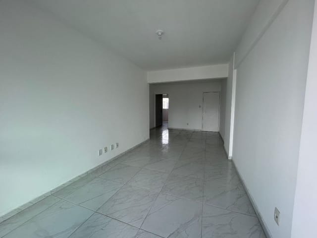 Apartamento com 94m² 3 quartos e 3 banheiros, para alugar, no bairro Boa Viagem em Recife