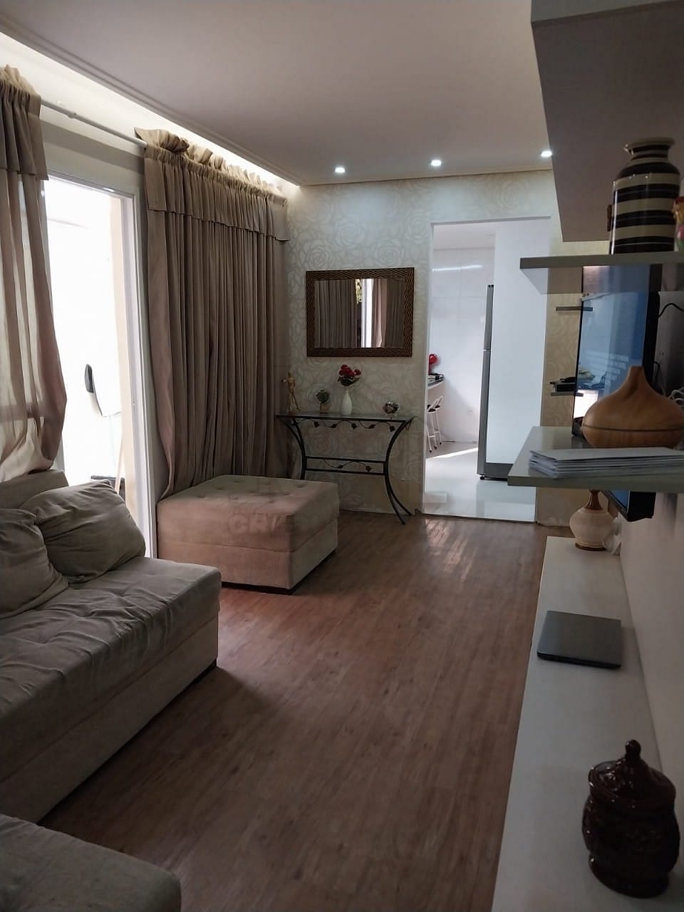 Apartamento à venda com 2 quartos, 73m² - Foto 1