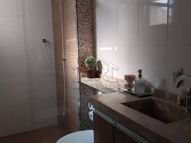Apartamento 2 quartos e 1 banheiro, à venda, no bairro Vila Bocaina em Mauá