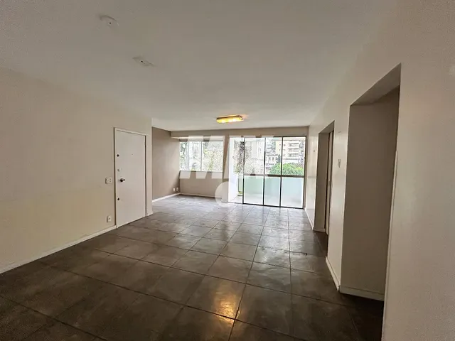 Apartamento 3 quartos e 4 banheiros, à venda, no bairro Santa Cecília em São Paulo