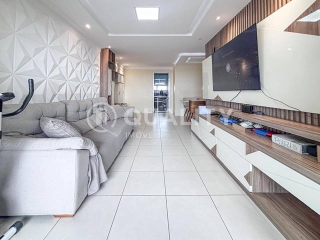 Apartamento 3 quartos e 3 banheiros, à venda, no bairro Presidente Kennedy em Fortaleza