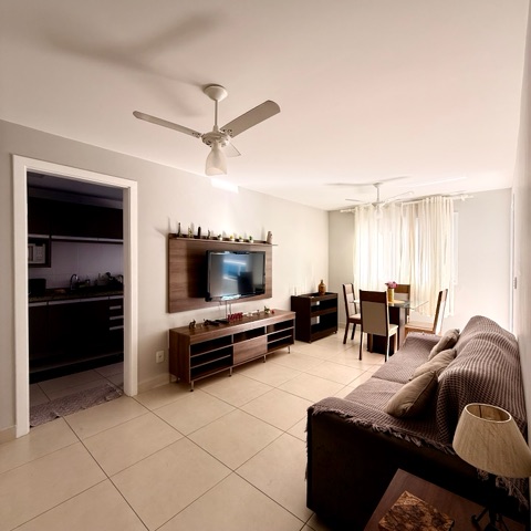 Apartamento com 2400m² 2 quartos e 2 banheiros, à venda, no bairro Braga em Cabo Frio