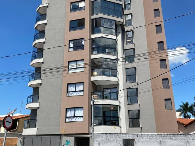 Apartamento 2 quartos e 2 banheiros, para alugar, no bairro Nova Pouso Alegre em Pouso Alegre