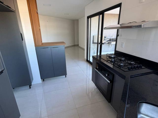Apartamento 2 quartos e 2 banheiros, para alugar, no bairro Nova Pouso Alegre em Pouso Alegre