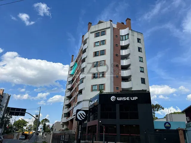 Apartamento 2 quartos e 1 banheiro, à venda, no bairro Cristo Rei em Curitiba