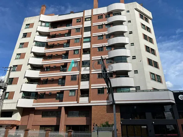 Apartamento 2 quartos e 1 banheiro, à venda, no bairro Cristo Rei em Curitiba