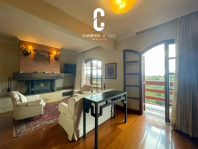 Apartamento com 340m² 4 quartos e 7 banheiros, à venda, no bairro Colinas de Capivari em Campos do Jordão