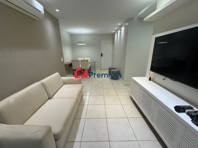 Apartamento 2 quartos e 2 banheiros, à venda, no bairro Jacarepaguá em Rio de Janeiro