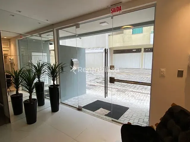 Apartamento 2 quartos e 2 banheiros, à venda, no bairro Meia Praia em Itapema
