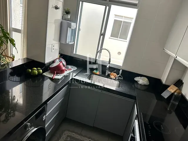 Apartamento 2 quartos e 1 banheiro, à venda, no bairro Residencial Monte Carlo em Goiânia