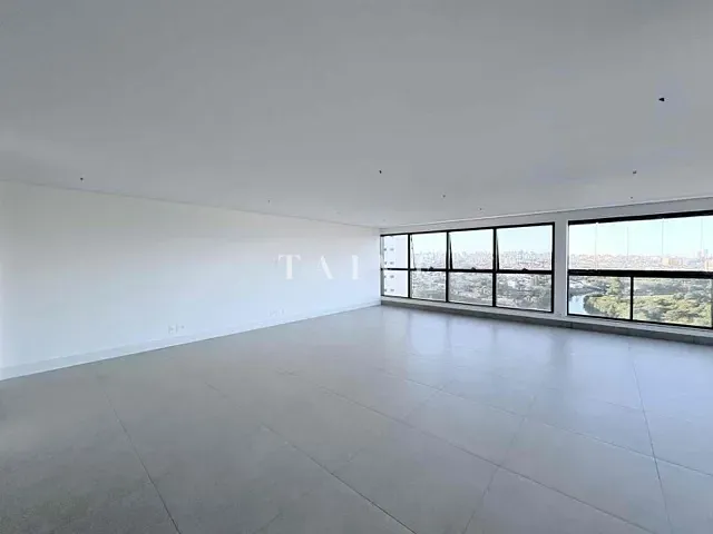 Apartamento com 441m² 3 quartos e 4 banheiros, à venda, no bairro Bela Suiça em Londrina