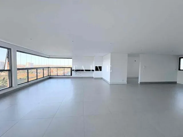 Apartamento com 441m² 3 quartos e 4 banheiros, à venda, no bairro Bela Suiça em Londrina