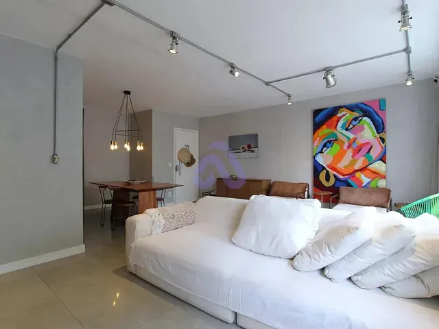 Apartamento 2 quartos e 2 banheiros, à venda, no bairro Itaim Bibi em São Paulo