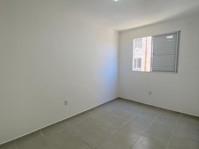 Apartamento 2 quartos e 1 banheiro, para alugar, no bairro Residencial Santa Adélia em Pouso Alegre