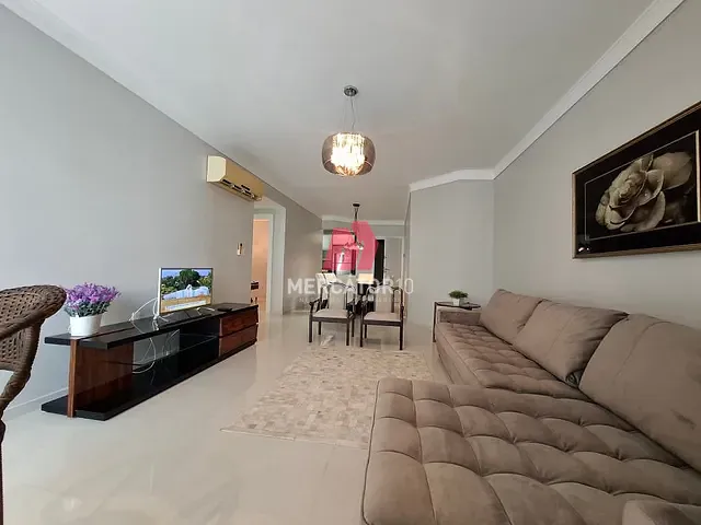 Apartamento 2 quartos e 2 banheiros, para alugar, no bairro Centro em Balneário Camboriú