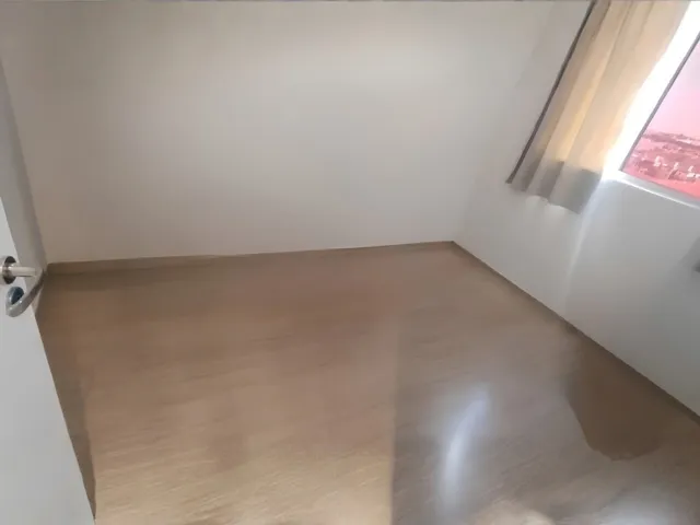 Apartamento 2 quartos e 1 banheiro, para alugar, no bairro Perobinha em Londrina