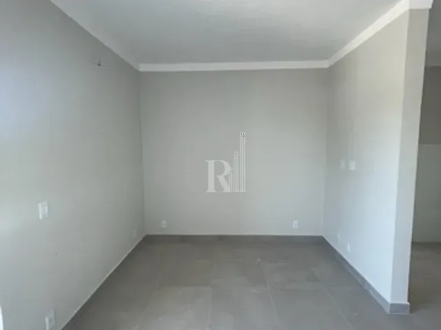 Apartamento 2 quartos e 1 banheiro, para alugar, no bairro Universitário em Tijucas