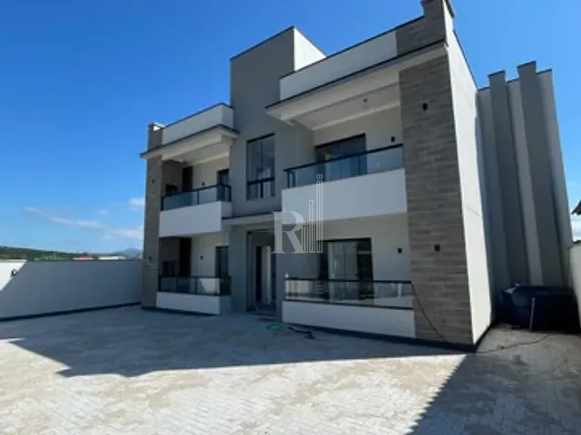 Apartamento 2 quartos e 1 banheiro, para alugar, no bairro Universitário em Tijucas