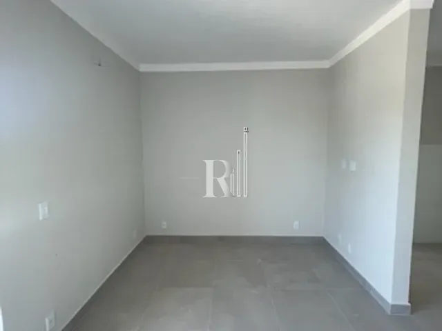 Apartamento 2 quartos e 1 banheiro, para alugar, no bairro Universitário em Tijucas