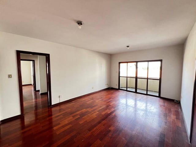 Apartamento 3 quartos e 3 banheiros, para alugar, no bairro Nova Pouso Alegre em Pouso Alegre