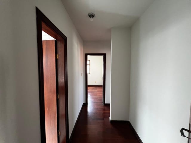 Apartamento 3 quartos e 3 banheiros, para alugar, no bairro Nova Pouso Alegre em Pouso Alegre